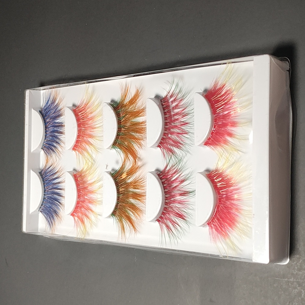 Set of 5 multicolor lashes